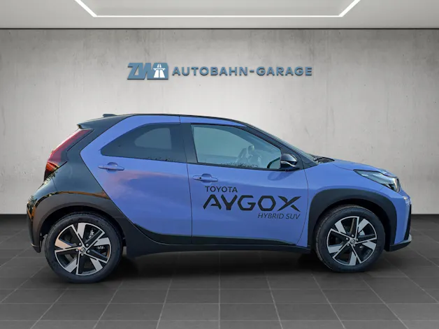 Toyota Aygo X 1.5 VVT-i HSD Trend