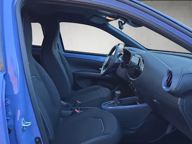 Toyota Aygo X 1.5 VVT-i HSD Trend