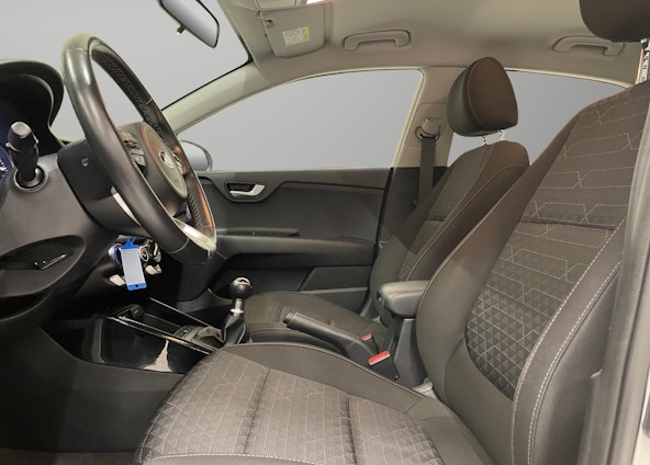 Vehicle image 3 Vehicle image 3