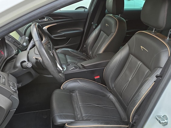 Vehicle image 14 Vehicle image 14