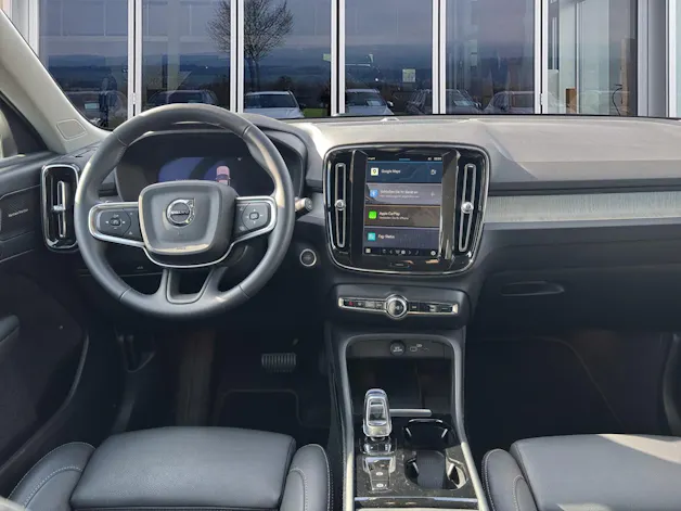 Volvo XC40 2.0 B4 MH Plus Dark