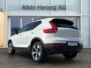 Volvo XC40 2.0 B4 MH Plus Dark