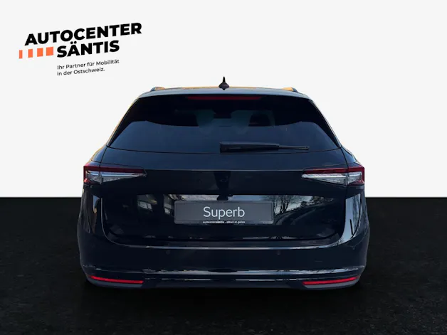Škoda Superb Combi 2.0 TSI Sportline 4x4 DSG
