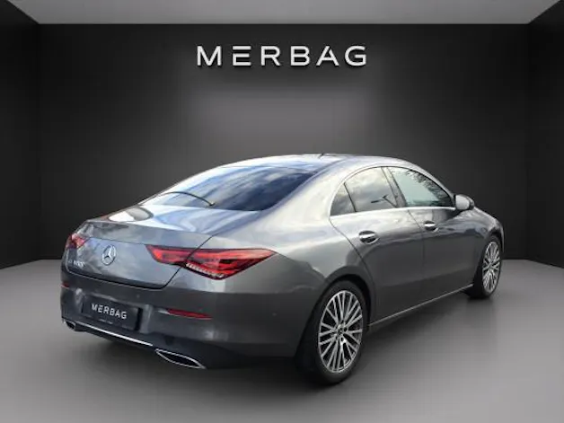 Mercedes-Benz CLA 200 Progressive