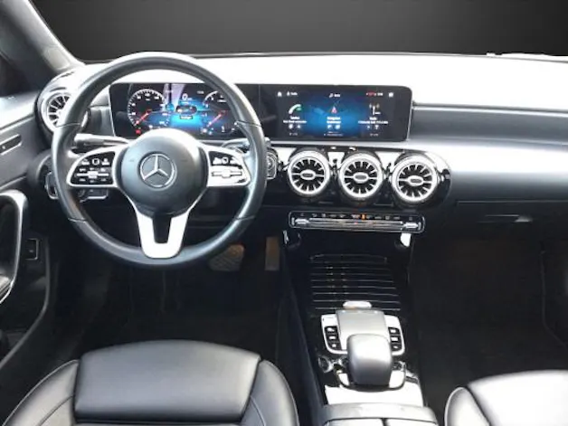 Mercedes-Benz CLA 200 Progressive