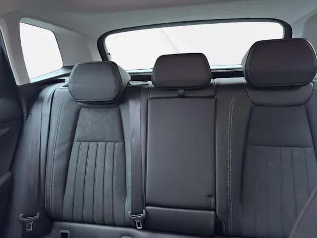 Škoda Karoq 1.5 TSI Selection DSG