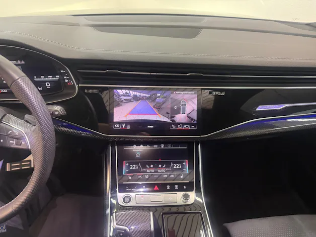 Audi Q8 55 TFSI quattro tiptronic