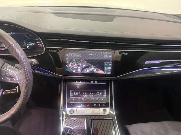Audi Q8 55 TFSI quattro tiptronic