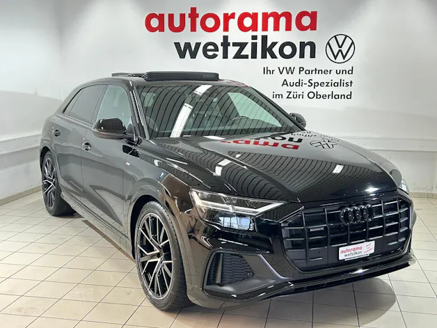 Audi Q8 55 TFSI quattro tiptronic