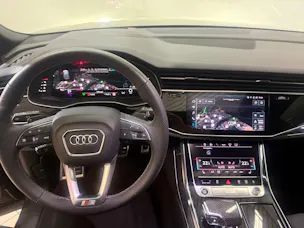 Audi Q8 55 TFSI quattro tiptronic