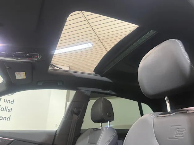 Audi Q8 55 TFSI quattro tiptronic