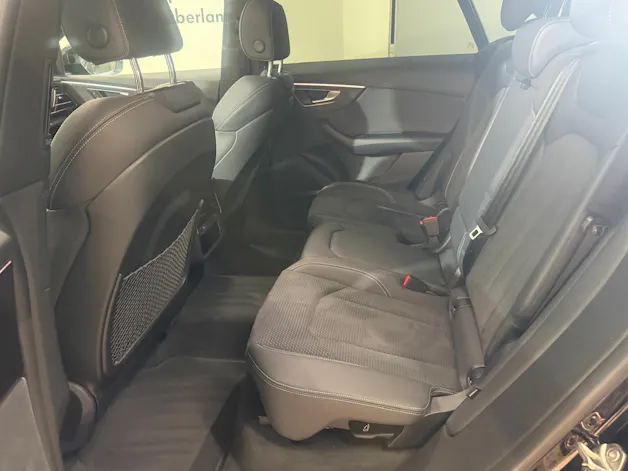 Audi Q8 55 TFSI quattro tiptronic