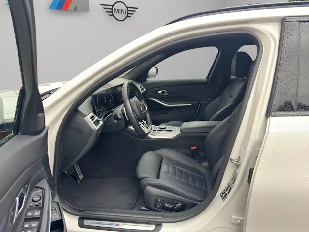 BMW 330d xDrive 48V Touring Steptronic M Sport