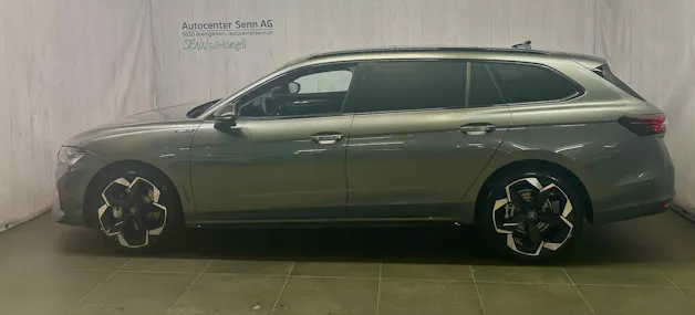 Škoda Superb Combi 2.0 TSI Sportline 4x4 DSG