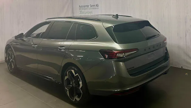 Škoda Superb Combi 2.0 TSI Sportline 4x4 DSG