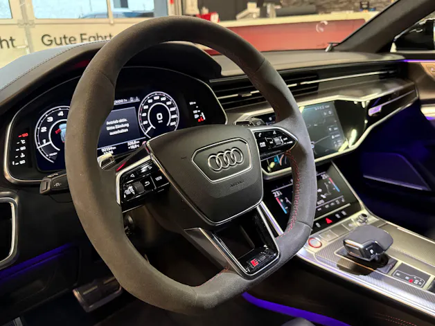 Audi RS6 Avant 4.0 TFSI V8 quattro