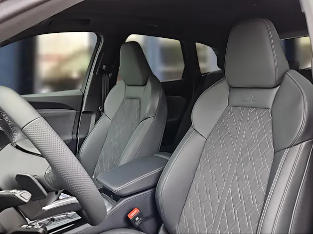 Audi Q5 TDI quattro 150 kW S-tronic Daytonagrau Perleffekt
