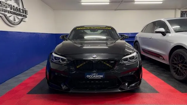 BMW M2 Competition Drivelogic