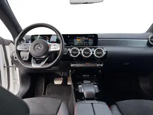 Mercedes-Benz CLA Shooting Brake 250 4Matic 7G-DCT AMG Line