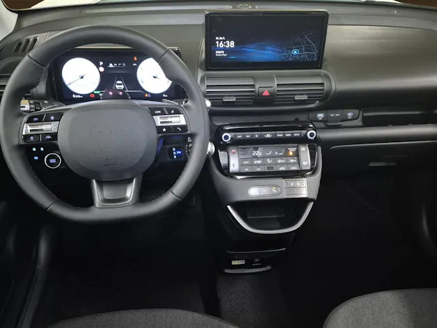 Hyundai Inster Electric Amplia Interior schwarz