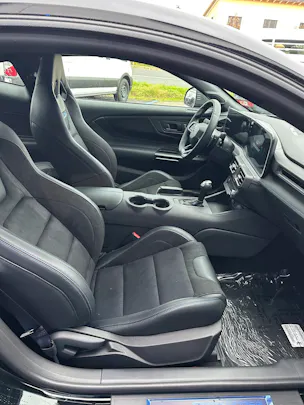 Ford Mustang Coupé 5.0 V8 Dark Hors 450CV/Aut.