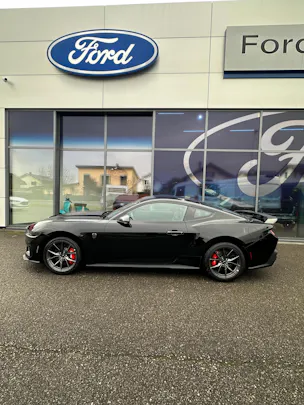 Ford Mustang Coupé 5.0 V8 Dark Hors 450CV/Aut.