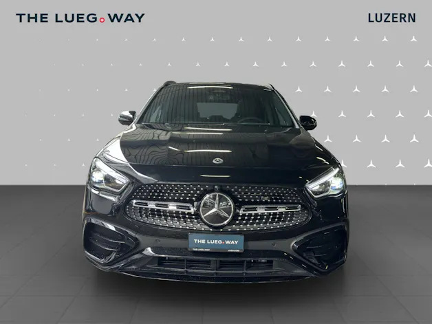 Mercedes-Benz GLA 200 Night Star 7G-DCT