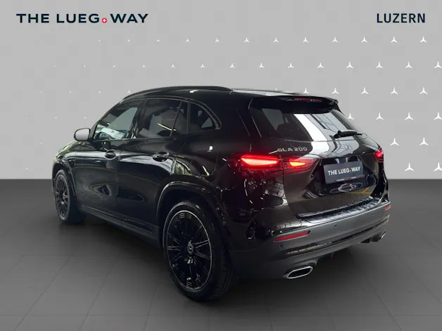 Mercedes-Benz GLA 200 Night Star 7G-DCT