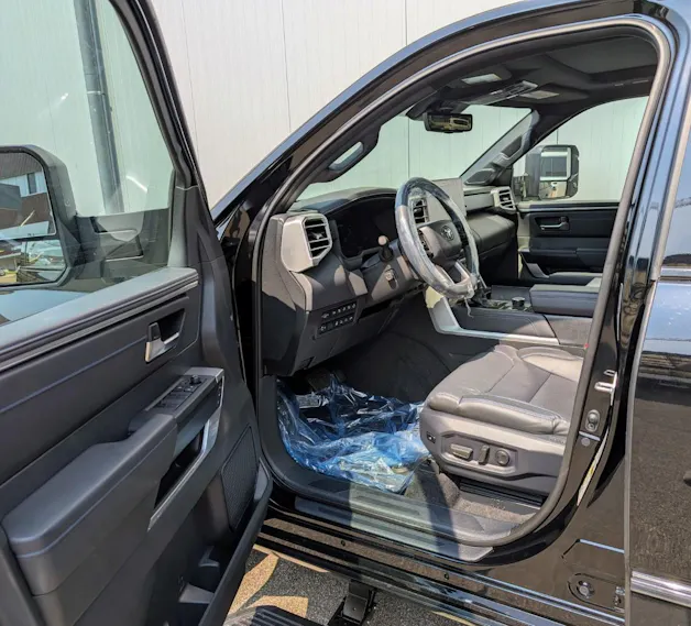 Toyota SEQUOIA Platinum Hybrid 4WD 2025
