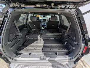 Toyota SEQUOIA Platinum Hybrid 4WD 2025