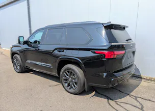 Toyota SEQUOIA Platinum Hybrid 4WD 2025