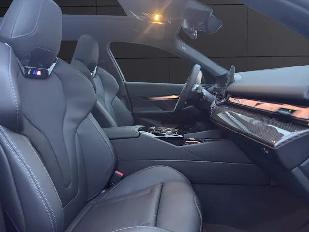 BMW 550e xDrive Touring