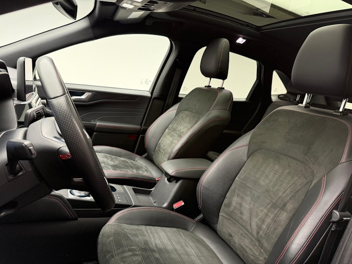 Vehicle image FORD KUGA