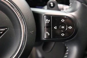 image du véhicule MINI F55 2.0i Cooper S SDKG