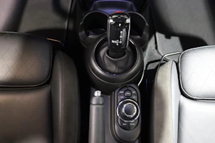 image du véhicule MINI F55 2.0i Cooper S SDKG