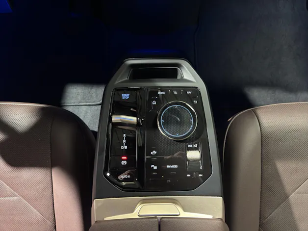 BMW iX xDrive50