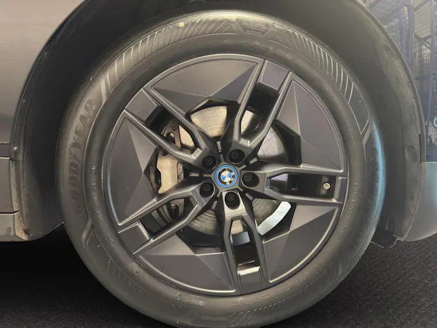 BMW iX xDrive50