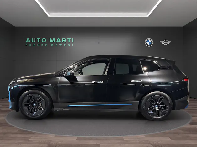 BMW iX xDrive50