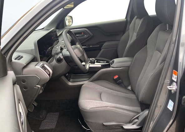 Vehicle image 4 Vehicle image 4