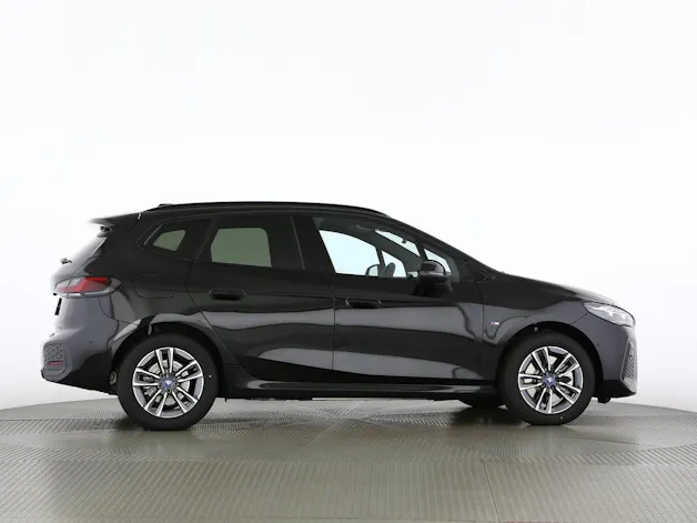 BMW 230e xDrive Active Tourer