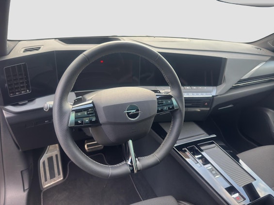 Vehicle image 11 Vehicle image 11