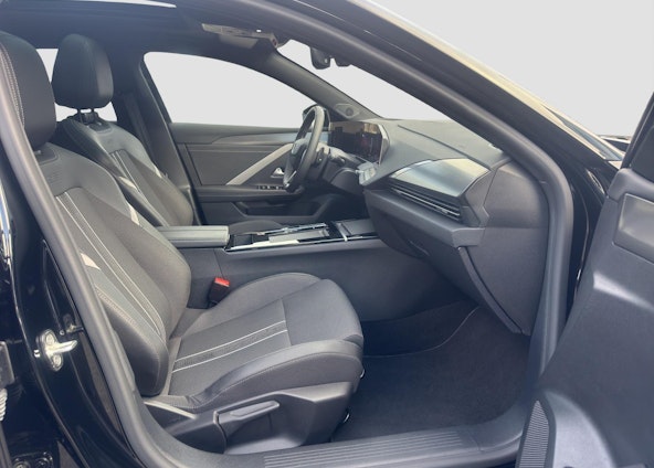 Vehicle image 15 Vehicle image 15