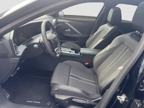 Vehicle image 10 Vehicle image 10