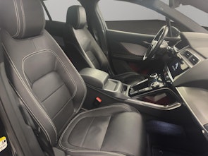 Vehicle image JAGUAR I-Pace EV400 HSE AWD