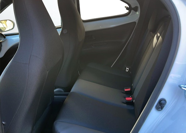 Vehicle image 7 Vehicle image 7