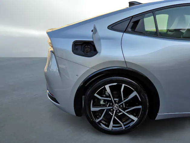 Toyota Prius 2.0 Plug-In-Hybrid Premium
