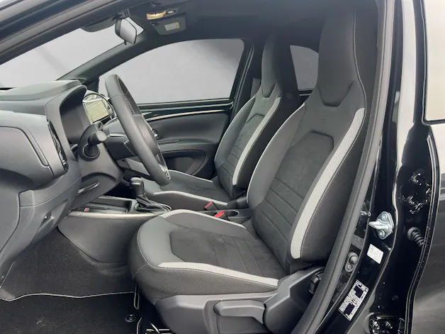 Toyota Aygo X 1.5 VVT-i HSD GR Sport
