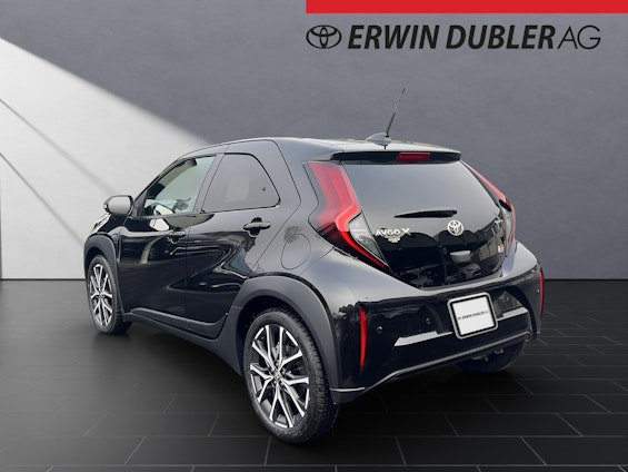 Vehicle image 2 Vehicle image 2