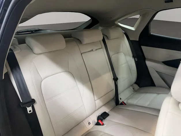 Jaguar E-Pace 2.0 D I4 165 SE AWD