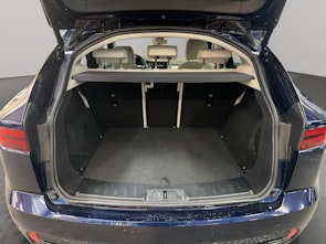 Vehicle image JAGUAR E-Pace 2.0 D I4 165 SE AWD